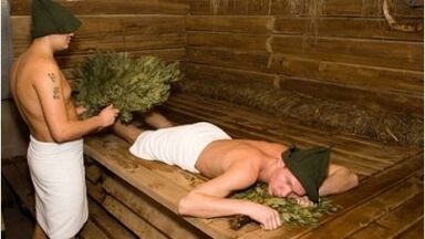 Badezimmer und Sauna für Prostatitis